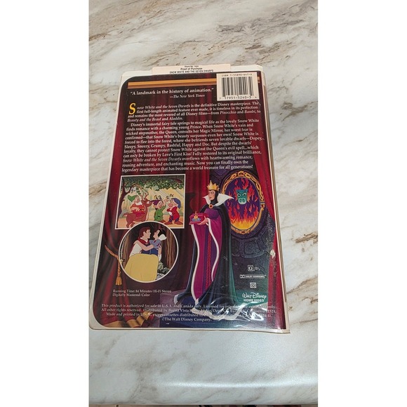 Disney Snow White and the Seven Dwarfs VHS Masterpiece Collection - Picture 2 of 6